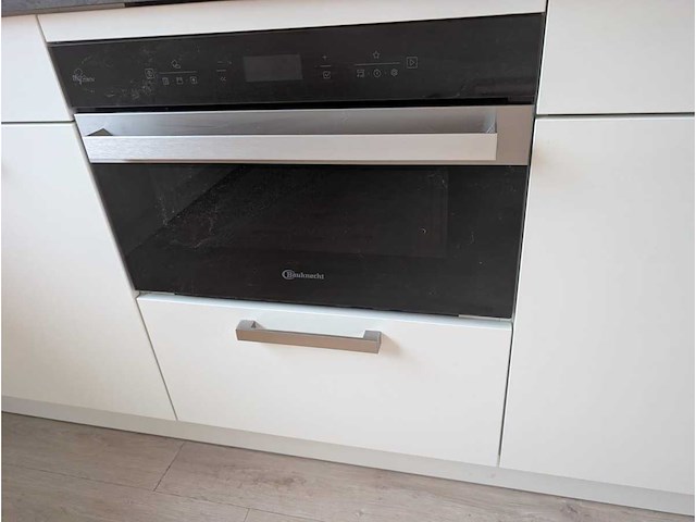 Keuken met whirlpool apparatuur - afbeelding 12 van  20