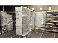 Keuken met whirlpool apparatuur - afbeelding 26 van  32