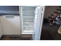 Keuken met whirlpool apparatuur - afbeelding 4 van  17