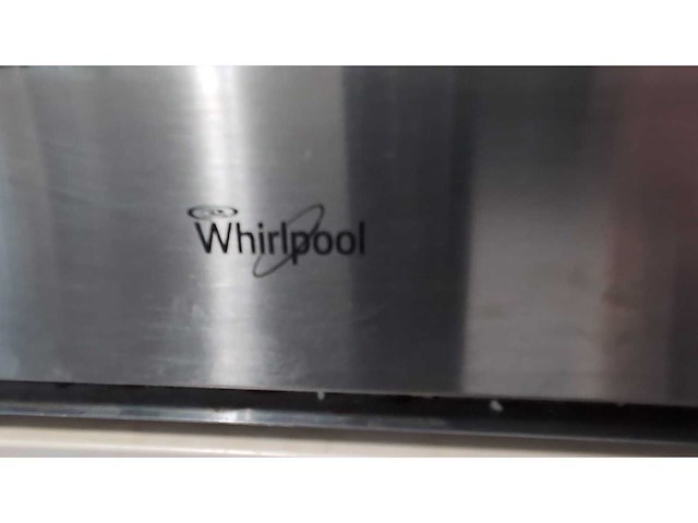 Keuken met whirlpool apparatuur - afbeelding 7 van  17