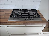 Keuken met whirlpool apparatuur - afbeelding 8 van  31