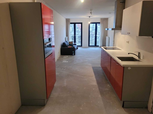 Keuken met whirlpool apparatuur - afbeelding 16 van  19