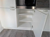 Keuken met whirlpool apparatuur - afbeelding 6 van  23