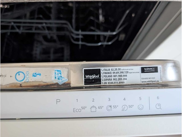 Keuken met whirlpool apparatuur - afbeelding 26 van  32