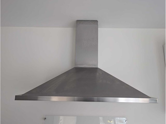 Keuken met whirlpool apparatuur - afbeelding 10 van  23