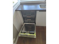 Keuken met whirlpool apparatuur - afbeelding 8 van  8