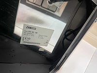 Keuken met zanussi apparatuur - afbeelding 3 van  20