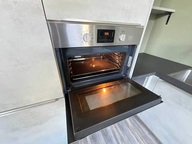 Keuken met zanussi apparatuur - afbeelding 5 van  35