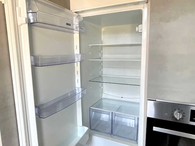 Keuken met zanussi apparatuur - afbeelding 8 van  35