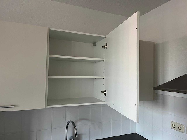 Keuken met zanussi apparatuur - afbeelding 6 van  20