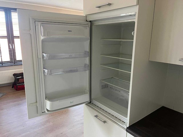 Keuken met zanussi apparatuur - afbeelding 13 van  20