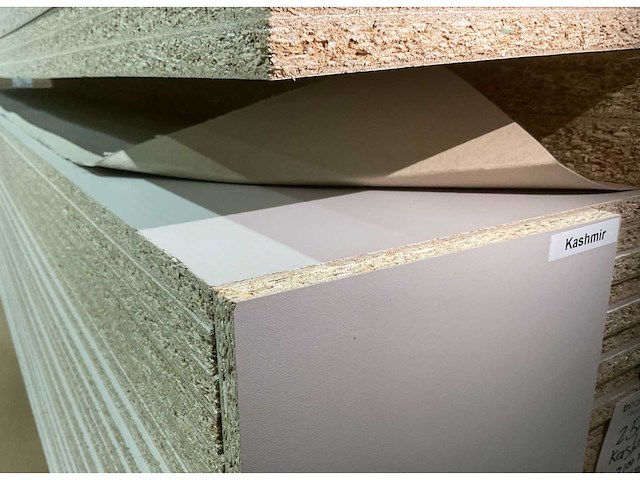 Keuken spaanplaat 2100x1645x16mm (24x) - afbeelding 1 van  5