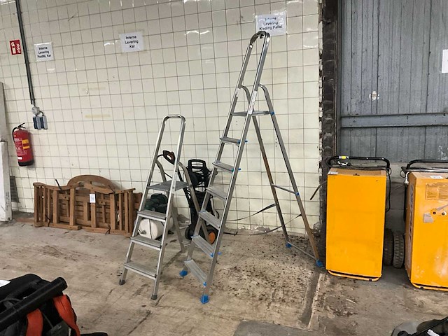 Keuken trap (2x) - afbeelding 1 van  3