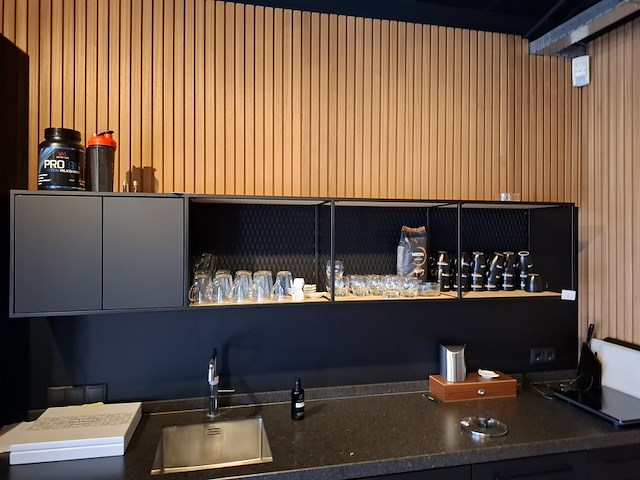 Keuken v.v. divers inbouwapparatuur - afbeelding 3 van  25