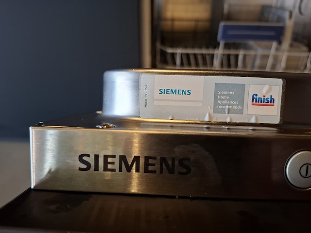 Keuken v.v. divers inbouwapparatuur - afbeelding 13 van  25