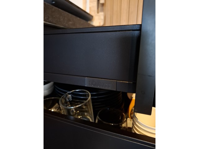 Keuken v.v. divers inbouwapparatuur - afbeelding 17 van  25