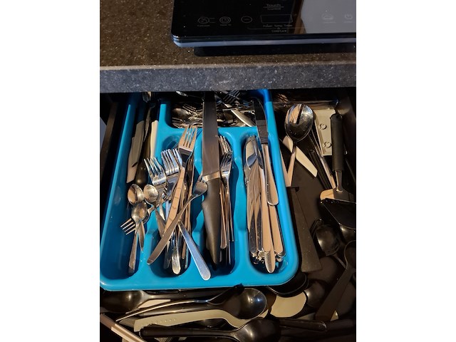 Keuken v.v. divers inbouwapparatuur - afbeelding 18 van  25