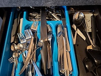 Keuken v.v. divers inbouwapparatuur - afbeelding 18 van  25