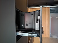 Keuken v.v. divers inbouwapparatuur - afbeelding 25 van  25