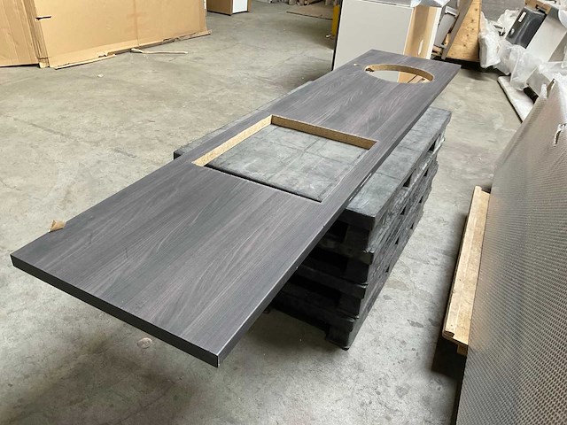 Keuken werkblad met franke spoelbak - afbeelding 1 van  4