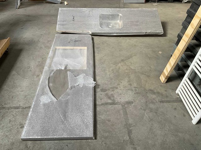 Keuken werkblad voor hoekopstelling - afbeelding 1 van  2