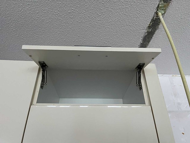 Keuken - afbeelding 18 van  28