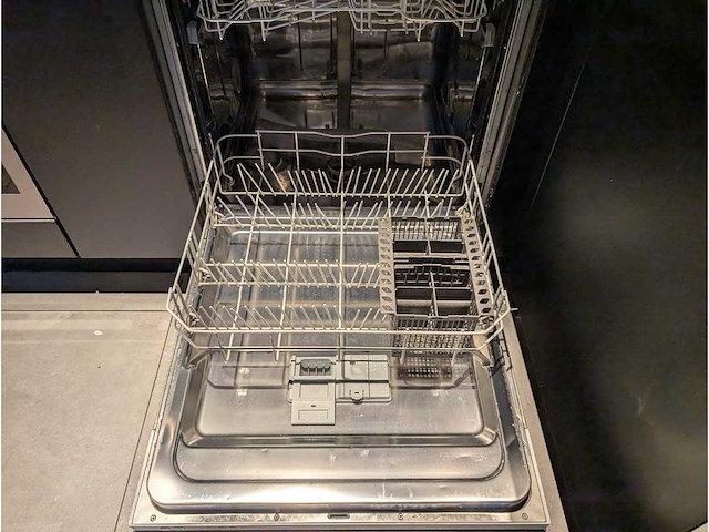 Keuken - afbeelding 14 van  27