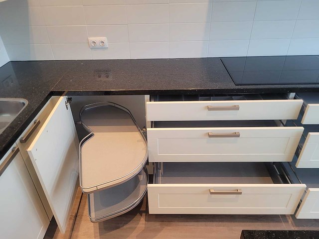 Keuken - afbeelding 4 van  32