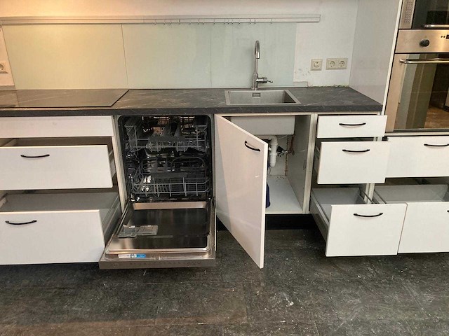 Keuken - afbeelding 4 van  19