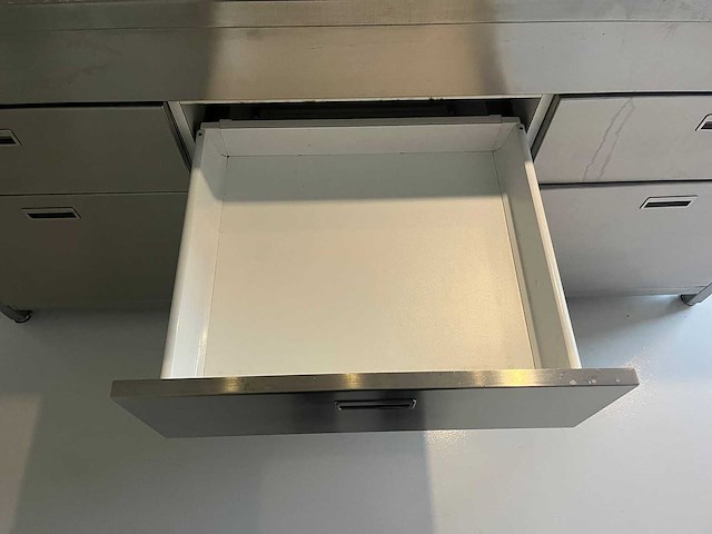 Keuken - afbeelding 15 van  27