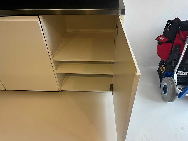 Keuken - afbeelding 17 van  27