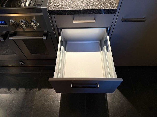 Keuken - afbeelding 14 van  22