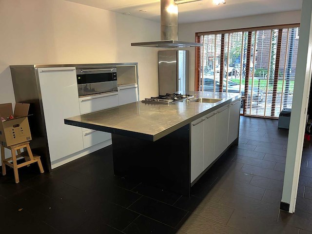 Keuken - afbeelding 12 van  27