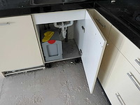 Keuken - afbeelding 6 van  28