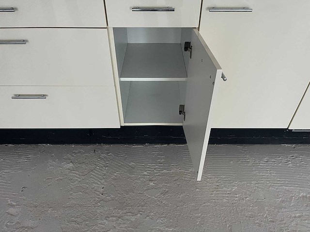 Keuken - afbeelding 13 van  28