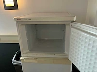Keukenapparatuur (4x) - afbeelding 4 van  9