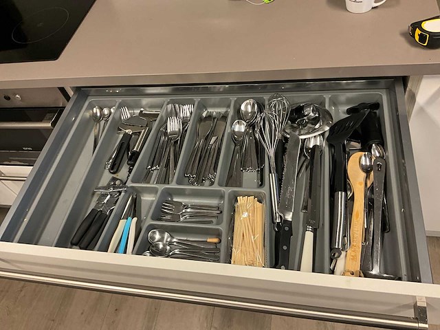 Keukenapparatuur en divers (3x) - afbeelding 17 van  17