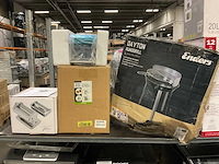 Keukenapparatuur en divers - afbeelding 1 van  7