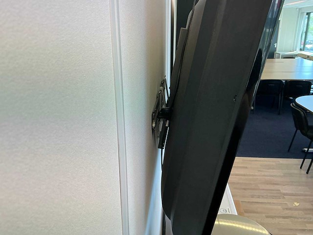 Keukenapparatuur en samsung televisie - afbeelding 7 van  7