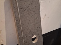 Keukenblad - ca. 132x60x4 cm - afbeelding 2 van  3