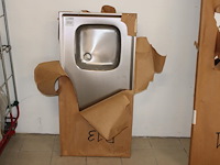 Keukenblad met gootsteen. afmeting 120 x 60 cm. - afbeelding 1 van  2