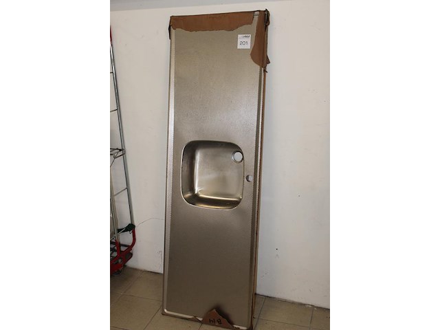 Keukenblad met gootsteen. afmeting 172 x 55 cm. - afbeelding 2 van  2