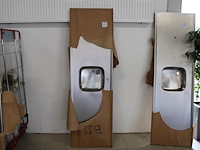 Keukenblad met gootsteen. afmeting 200 x 60 cm. - afbeelding 1 van  2