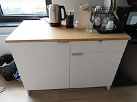 Keukenblok met apparatuur - afbeelding 4 van  6