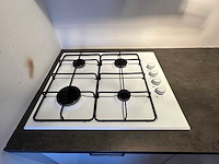 Keukenblok met kooktoestel en spoelbak - afbeelding 2 van  7