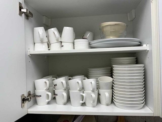 Keukengerei met magnetron - afbeelding 2 van  7