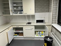 Keukeninventaris - afbeelding 1 van  11