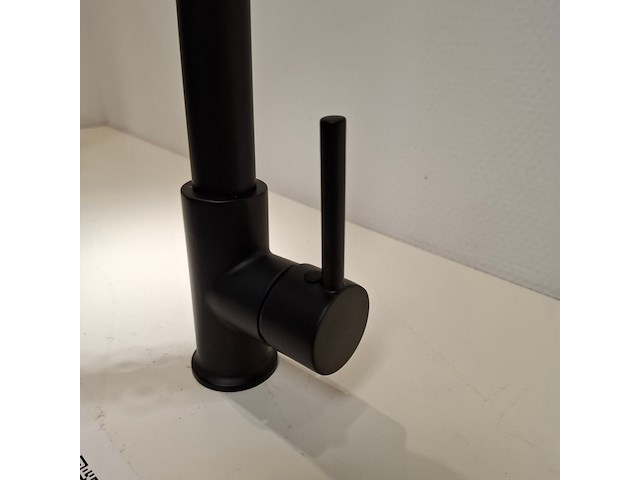 Keukenkraan mat zwart - afbeelding 4 van  4