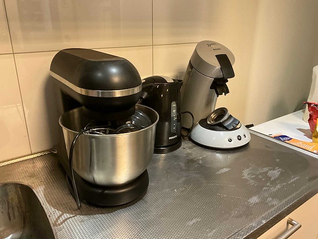 Keukenmachines, waterkoker & koffiezetapparaat - afbeelding 1 van  4