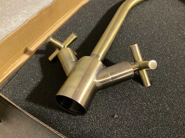 Keukenmengkraan antiek brons met kruisgreep knoppen - afbeelding 5 van  8